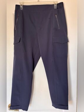 Athleta Endless Cargo Pants Navy Blue women’s size 16 travel athlesuire